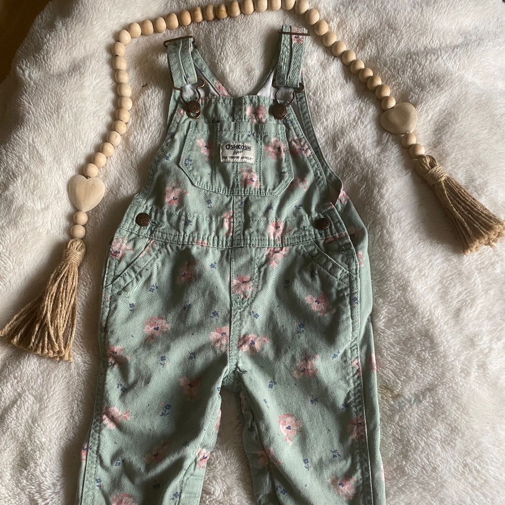 Oshkosh 18m dungarees